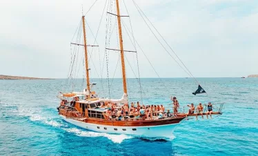 turkish gulet roue comino malta