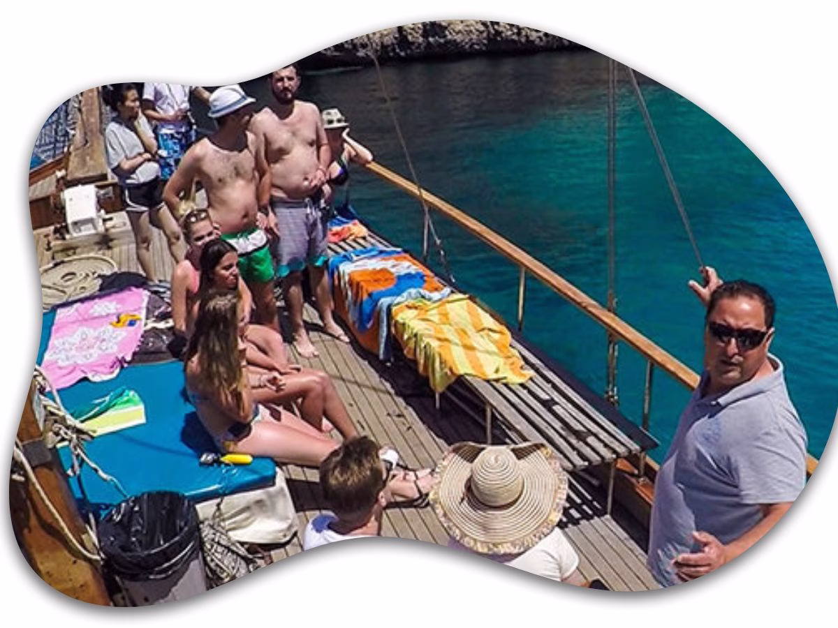 shared malta boat tour people enjoy shared tour in malta blue lagoon